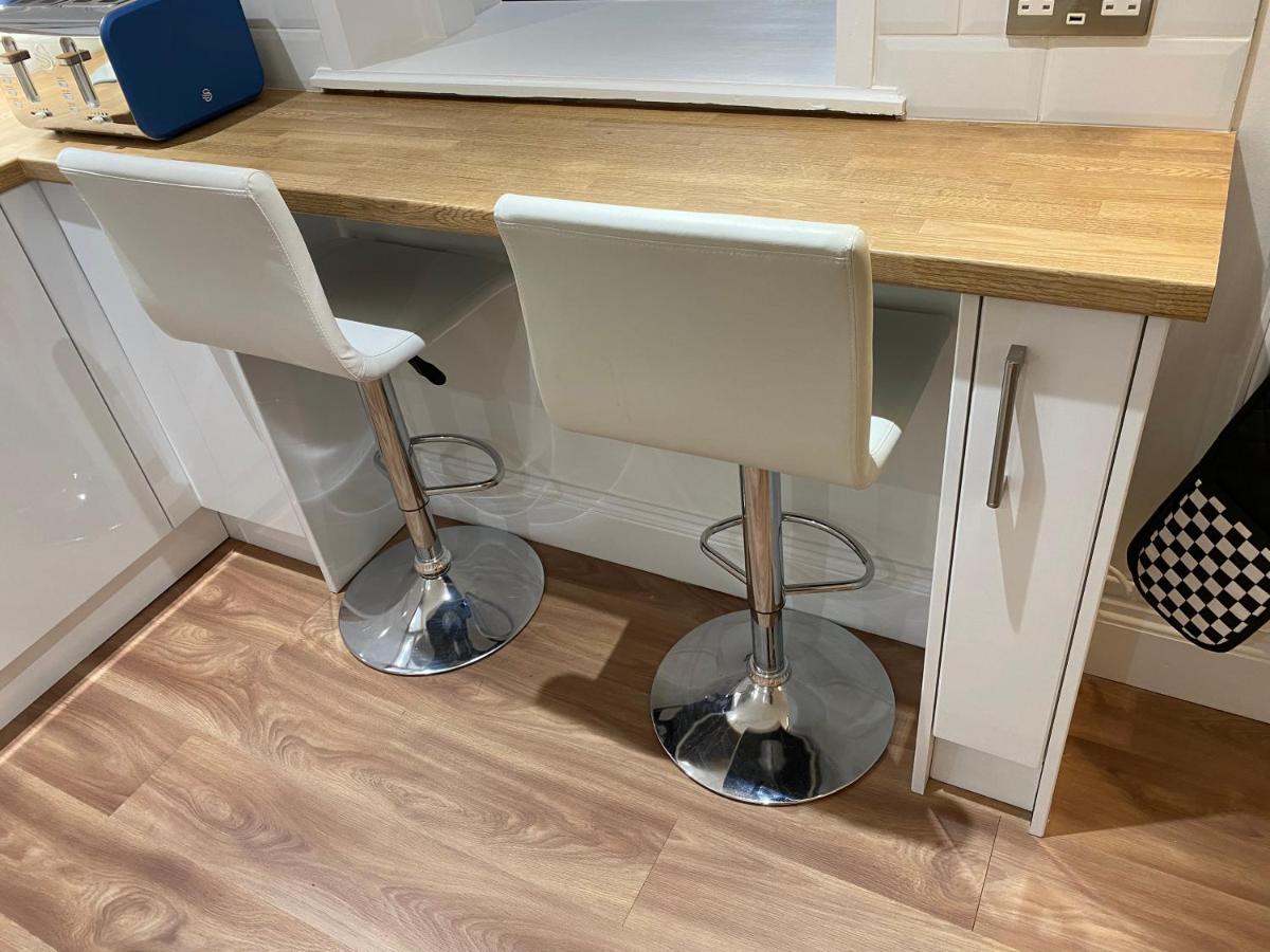 Westons Hideaway, 2 Bed, Free Parking, 6 Mins Walk To Beach, 外观 照片