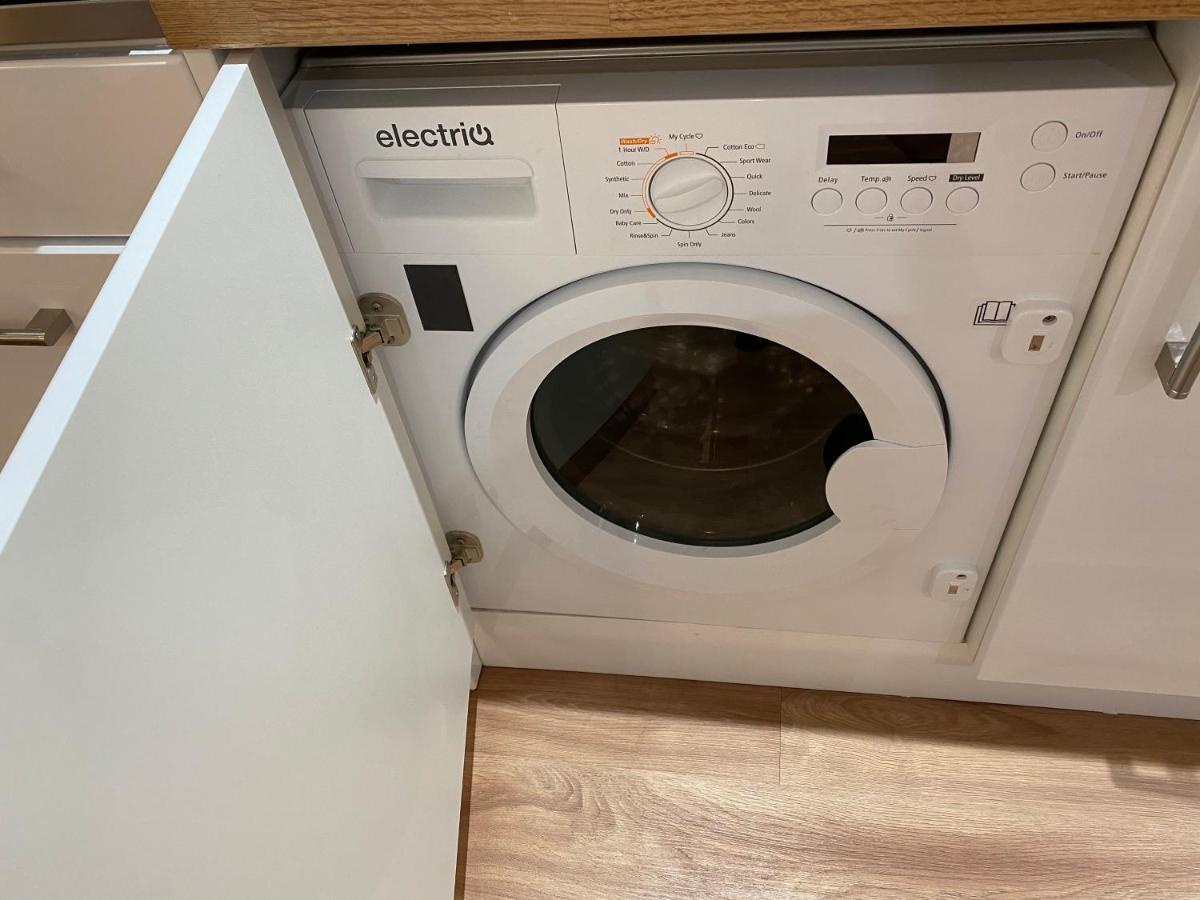 Westons Hideaway, 2 Bed, Free Parking, 6 Mins Walk To Beach, 外观 照片